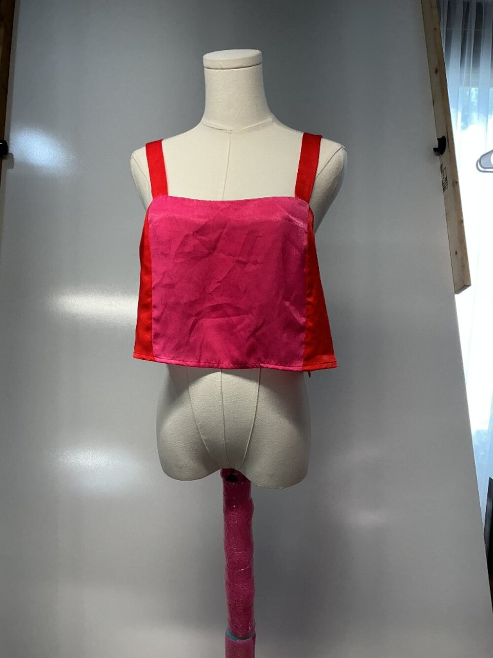 Petal & Pup Lulu M Red Pink Two Piece Maxi Skirt Set Colorblock High Low - Picture 7 of 15